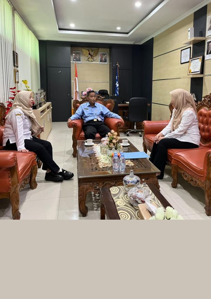 RRI Bandar Lampung Explores Broadcasting Collaboration to Support Small Businesses